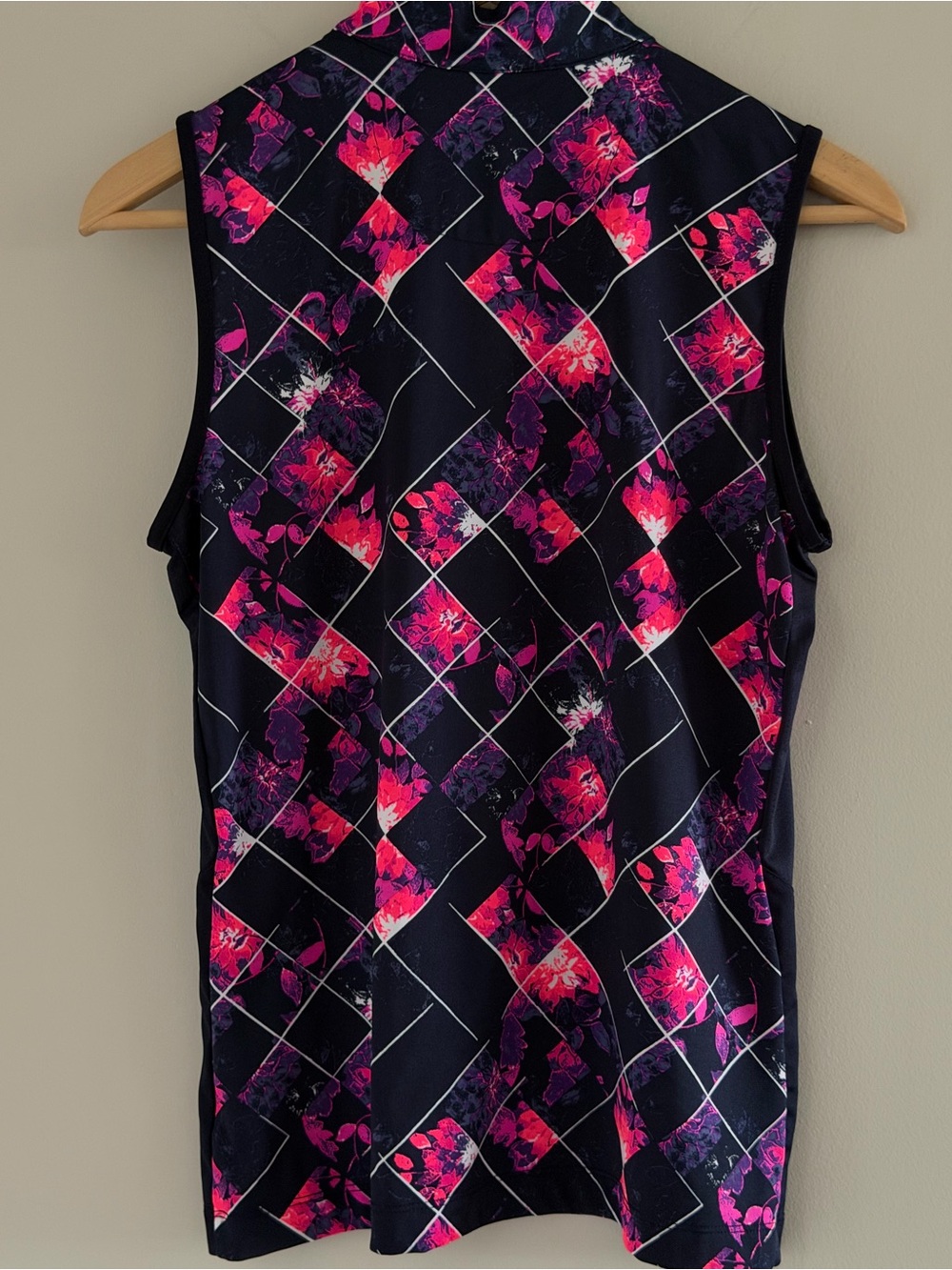 Tail Womens Golf Sleeveless Athletic Top Medium Performance Wear Tennis Resort - Picture 10 of 11